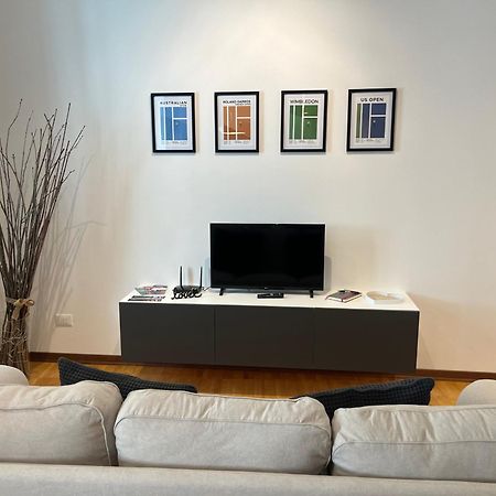Game,Set And Love -Loft Nel Cuore Di Аоста Экстерьер фото