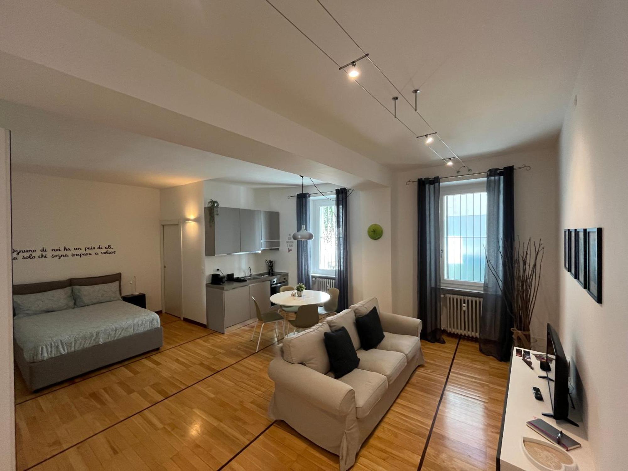 Game,Set And Love -Loft Nel Cuore Di Аоста Экстерьер фото